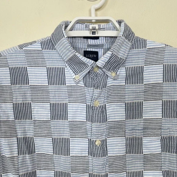 J.Crew Slim Fit Short Sleeve Button Down Shirt Blue Checkered Mens L Cotton - Picture 2 of 9